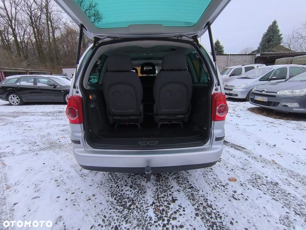 Volkswagen Sharan 2.0 TDI Special - 14