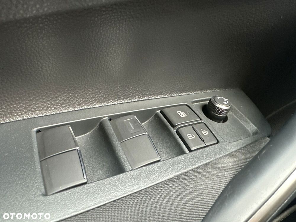 Toyota Corolla 1.8 Hybrid Active - 27