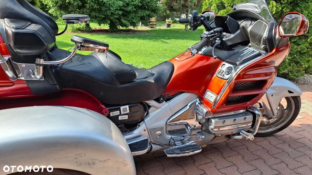 Honda GL - 11