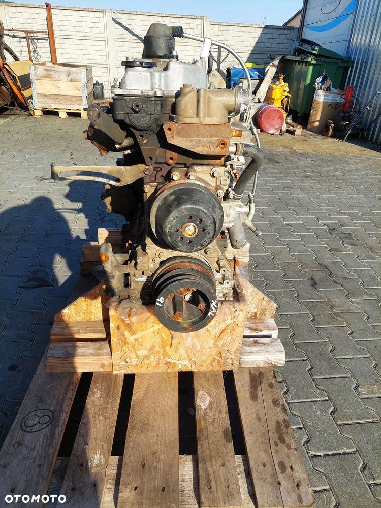 Silnik spalinowy Isuzu 4HK1 4HK1XDIAA Case Hitachi JCB Engine - 9