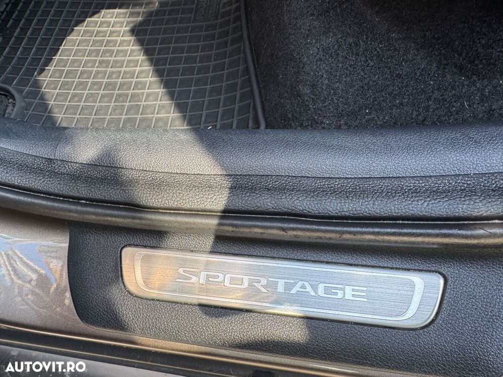 Kia Sportage 1.6 T-GDI 7DCT 4x4 GT Line - 4