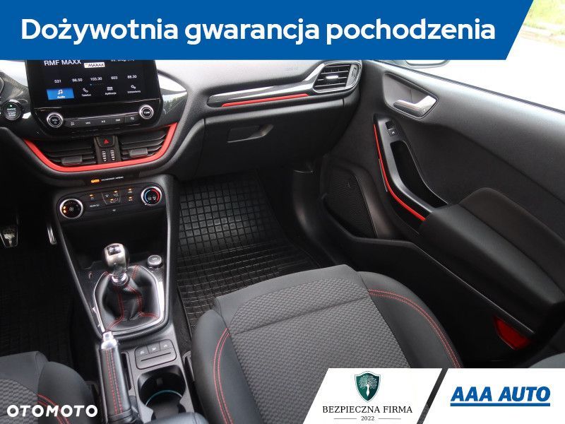 Ford Fiesta - 10