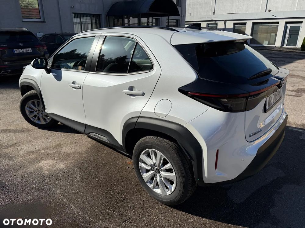 Toyota Yaris Cross 2025 photo 2