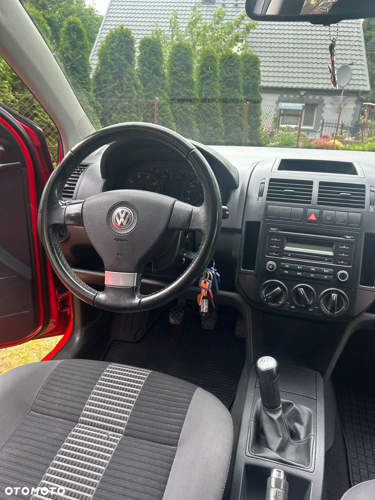 Volkswagen Polo - 13