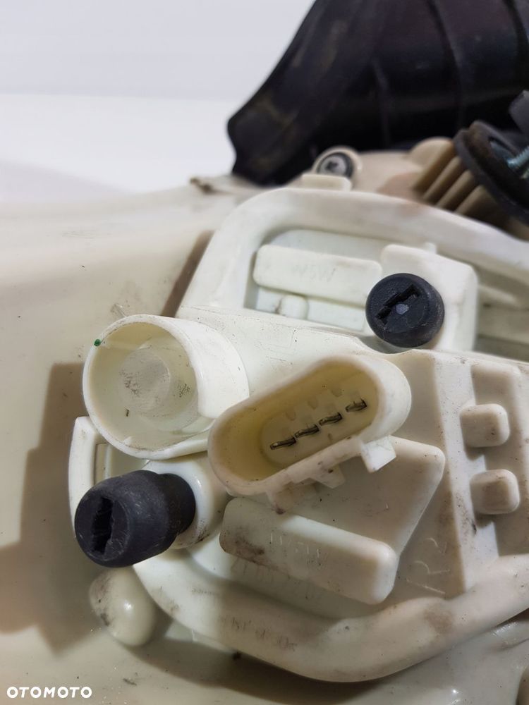 lampa prawa prawy tył opel astra j hb 5d eur - 10