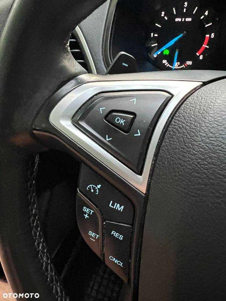 Ford S-Max 2.0 EcoBlue Titanium - 40