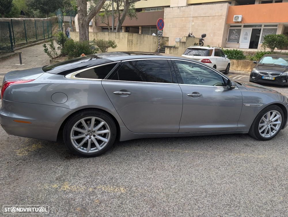 Jaguar XJ 3.0 D V6 LWB Premium Luxury - 6