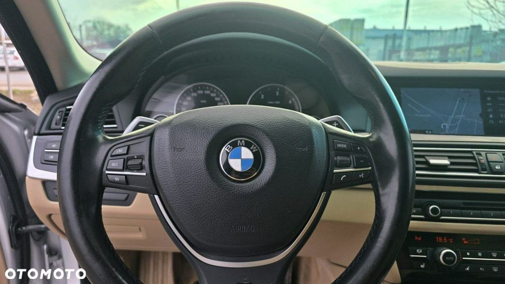 BMW Seria 5 - 10