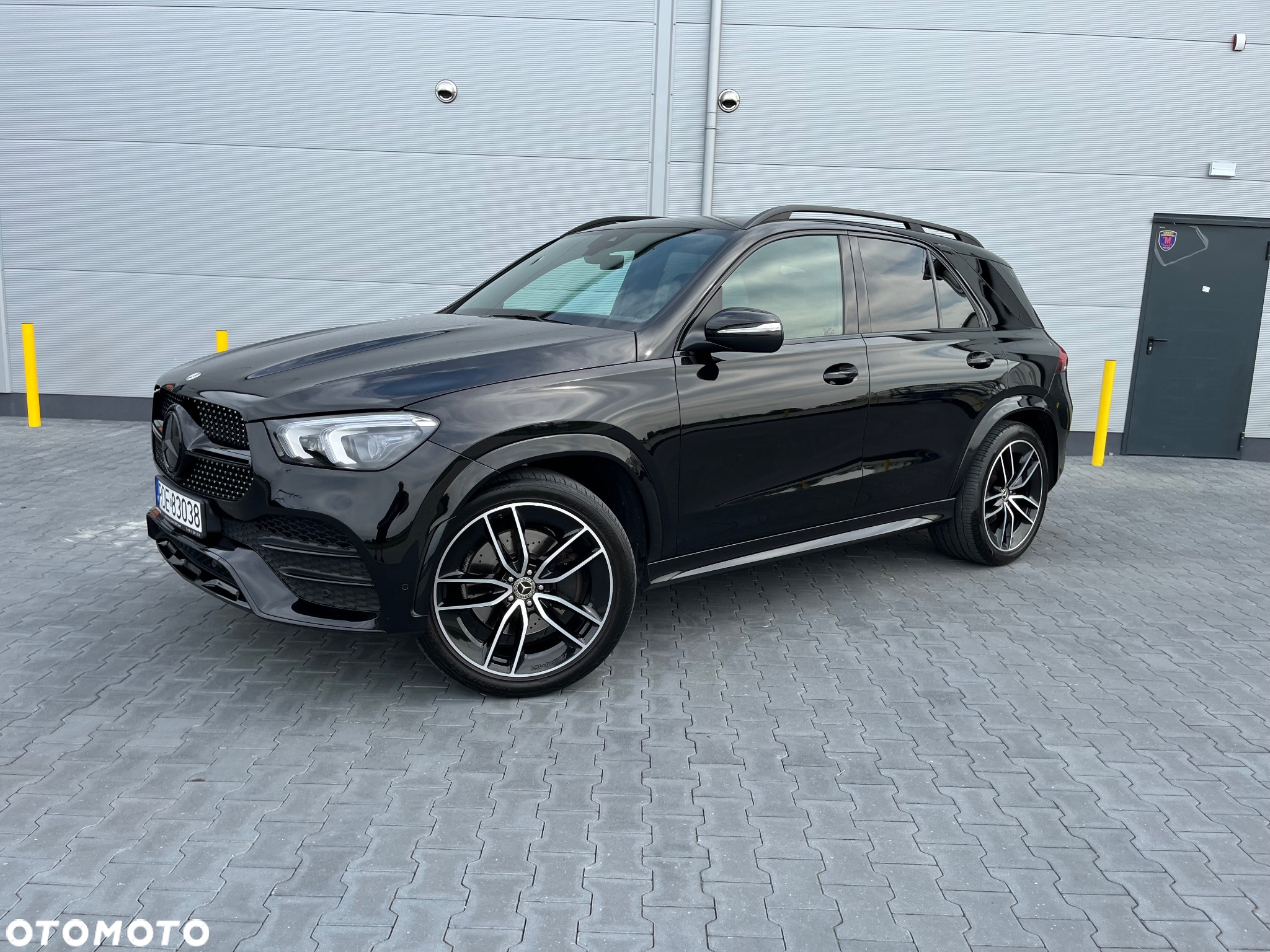 Mercedes-Benz GLE 300 d 4-Matic - 9
