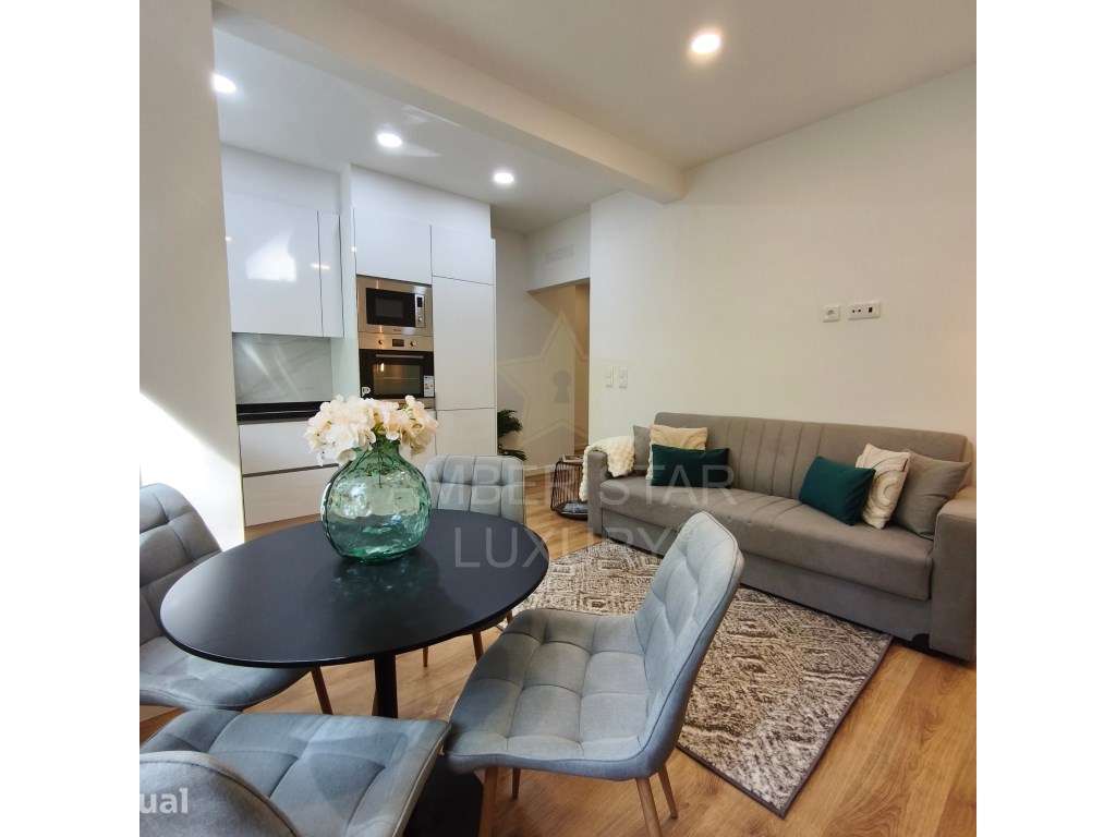 Apartamento T2 remodelado em Benfica - Grande imagem: 5/17