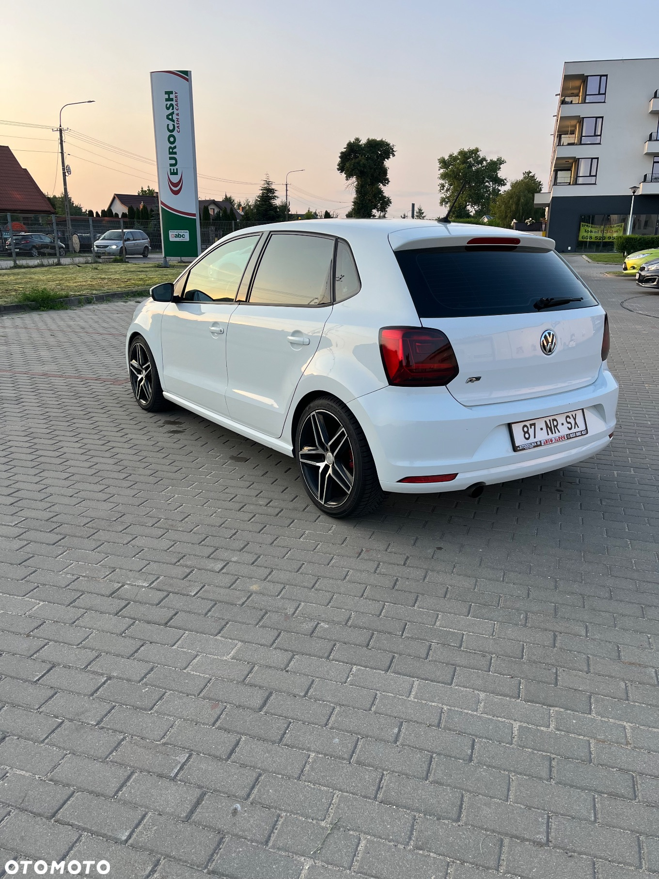Volkswagen Polo - 14
