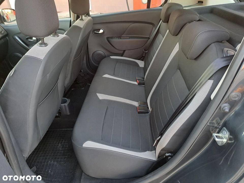 Dacia Sandero 0.9 TCe Laureate S&S - 13