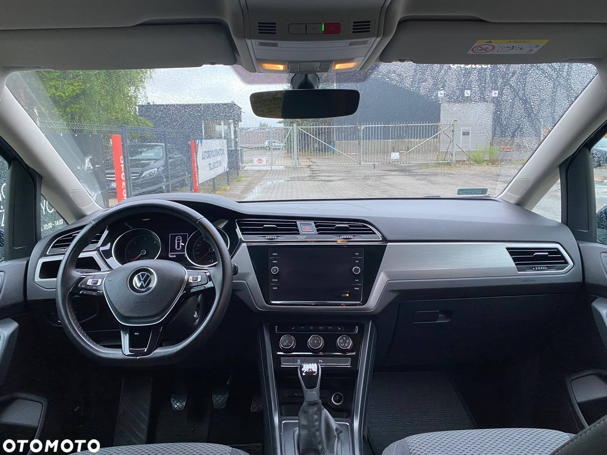 Volkswagen Touran 2.0 TDI BMT SCR Comfortline - 15