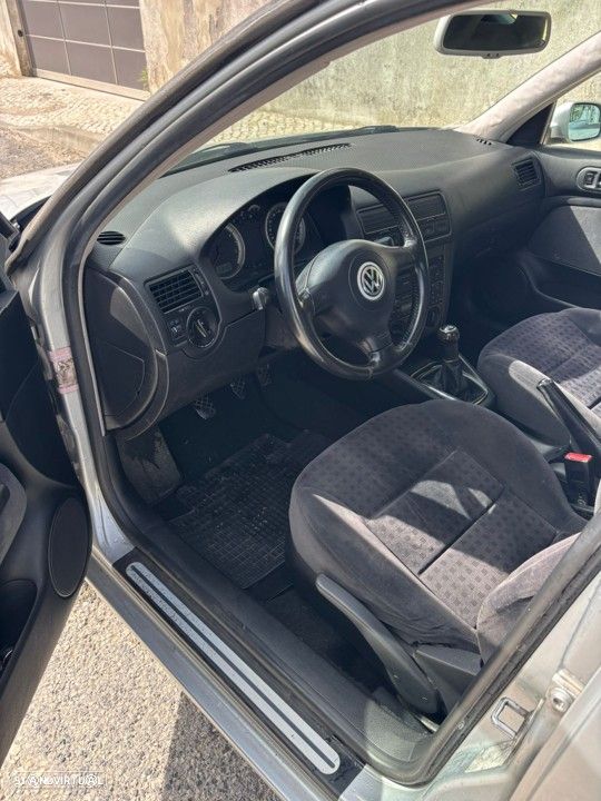 VW Bora 1.9 TDi Highline - 8