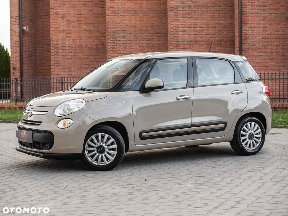 Fiat 500L 1.4 T-Jet 16V Lounge - 11