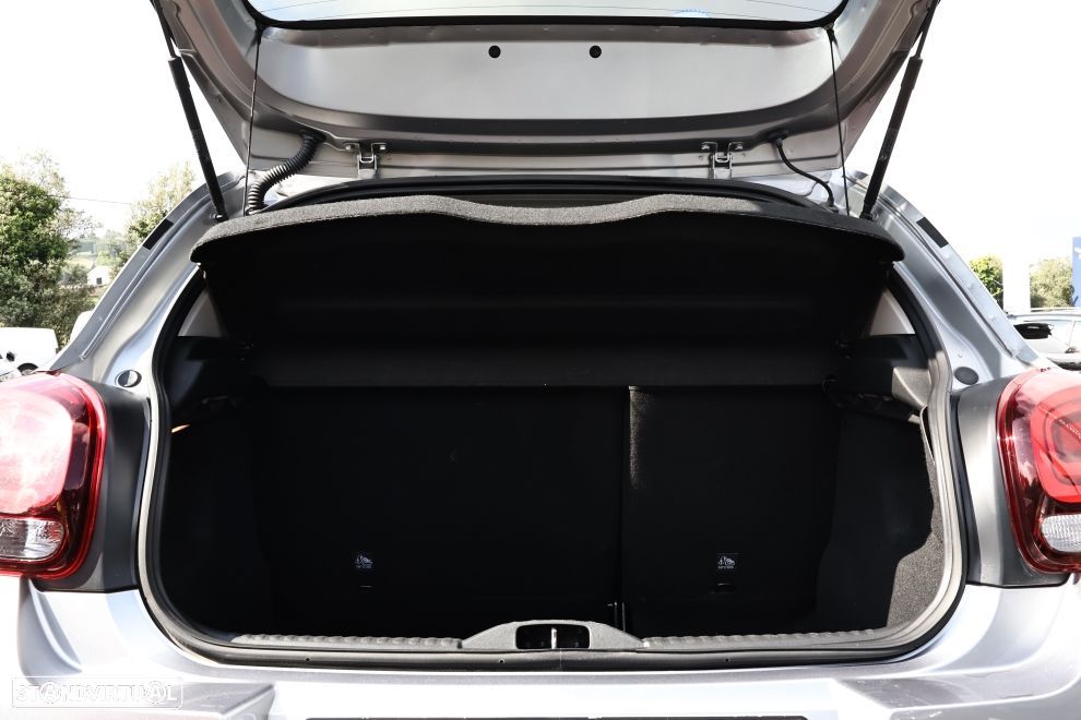 Citroën C3 1.2 PureTech C-Series - 17