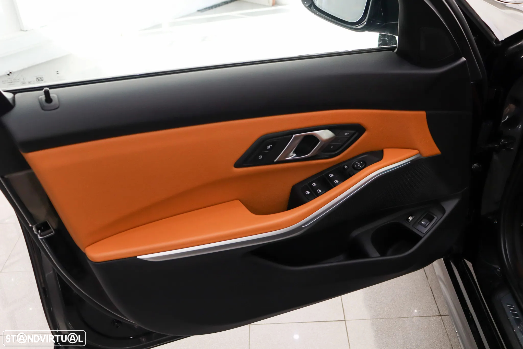 BMW 320 e Touring Pack Desportivo M Auto - 25