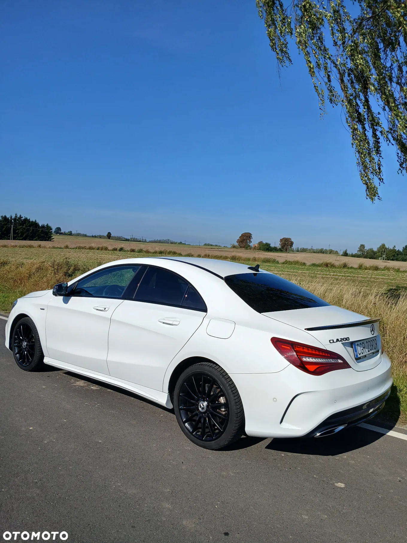 Mercedes-Benz CLA 200 7G-DCT AMG Line - 6