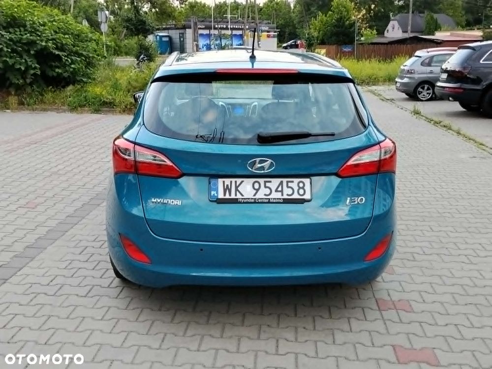 Hyundai i30 blue 1.6 GDI YES Gold - 6