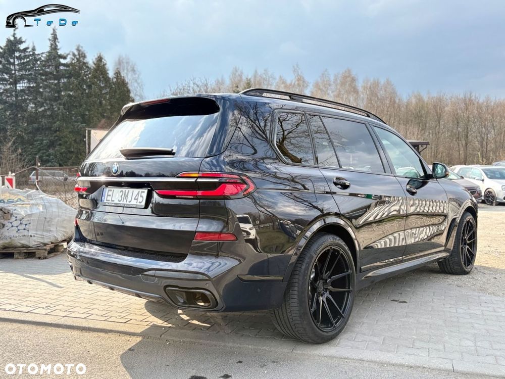BMW X7 xDrive40i mHEV Individual Edition sport - 17