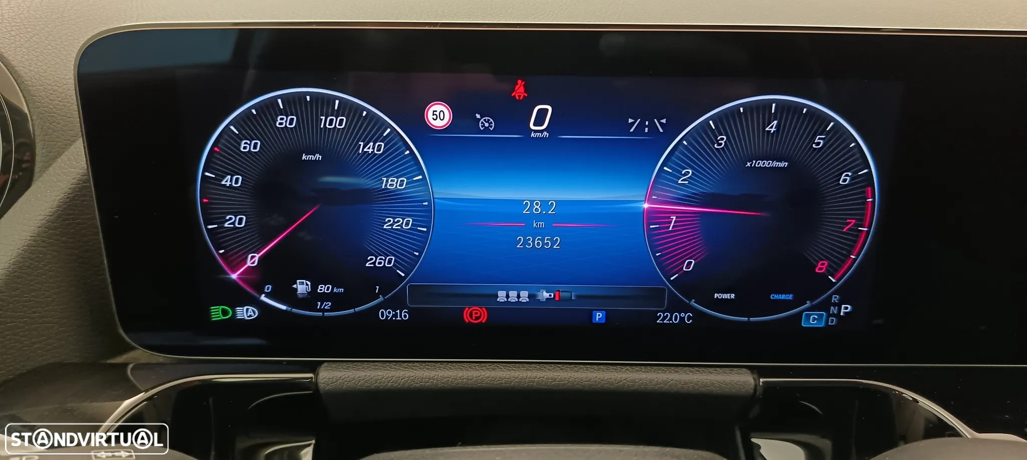 Mercedes-Benz GLA 200 Standard - 22