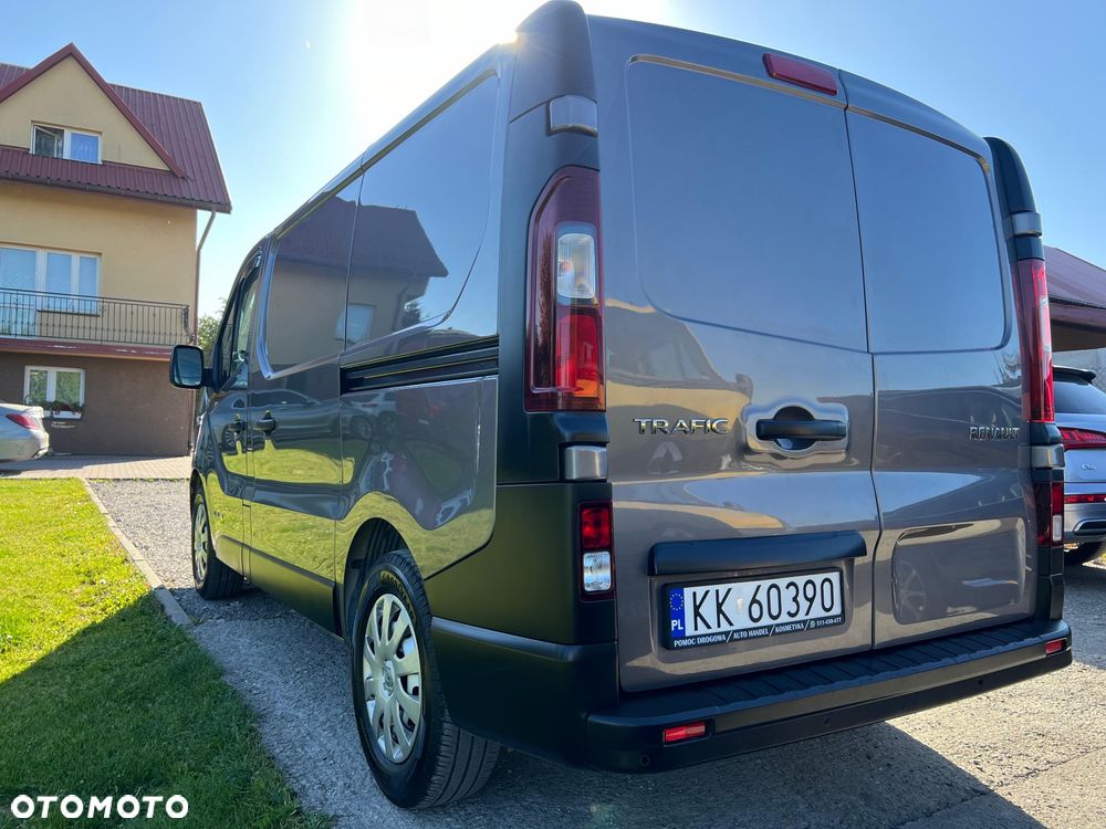 Renault Trafic - 2