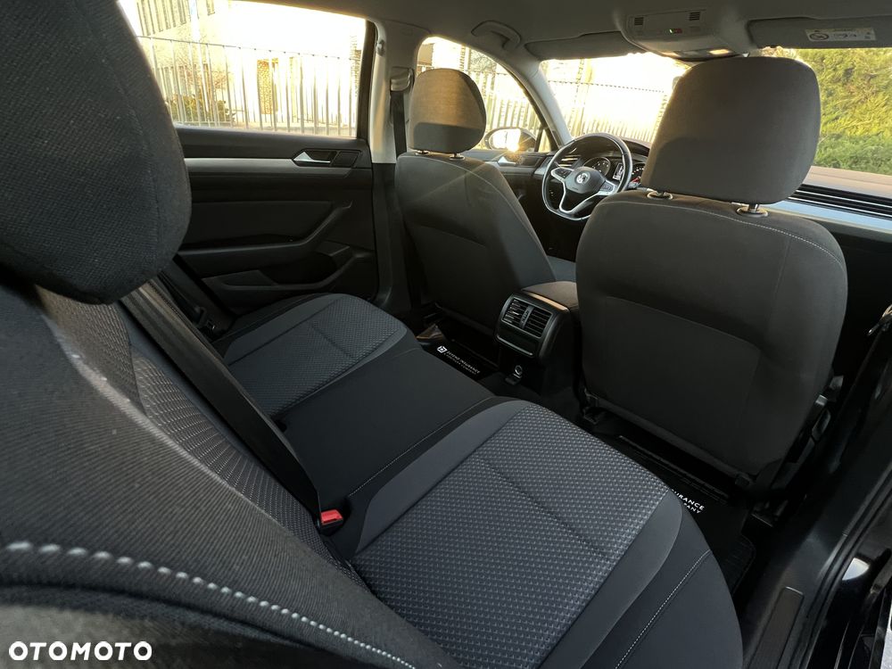 Volkswagen Passat 1.5 TSI EVO Essence - 11