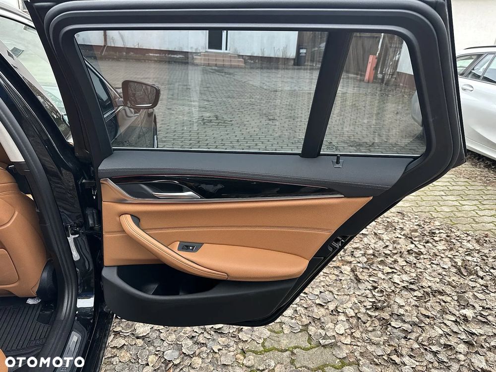 BMW Seria 5 540d xDrive Luxury Line - 20