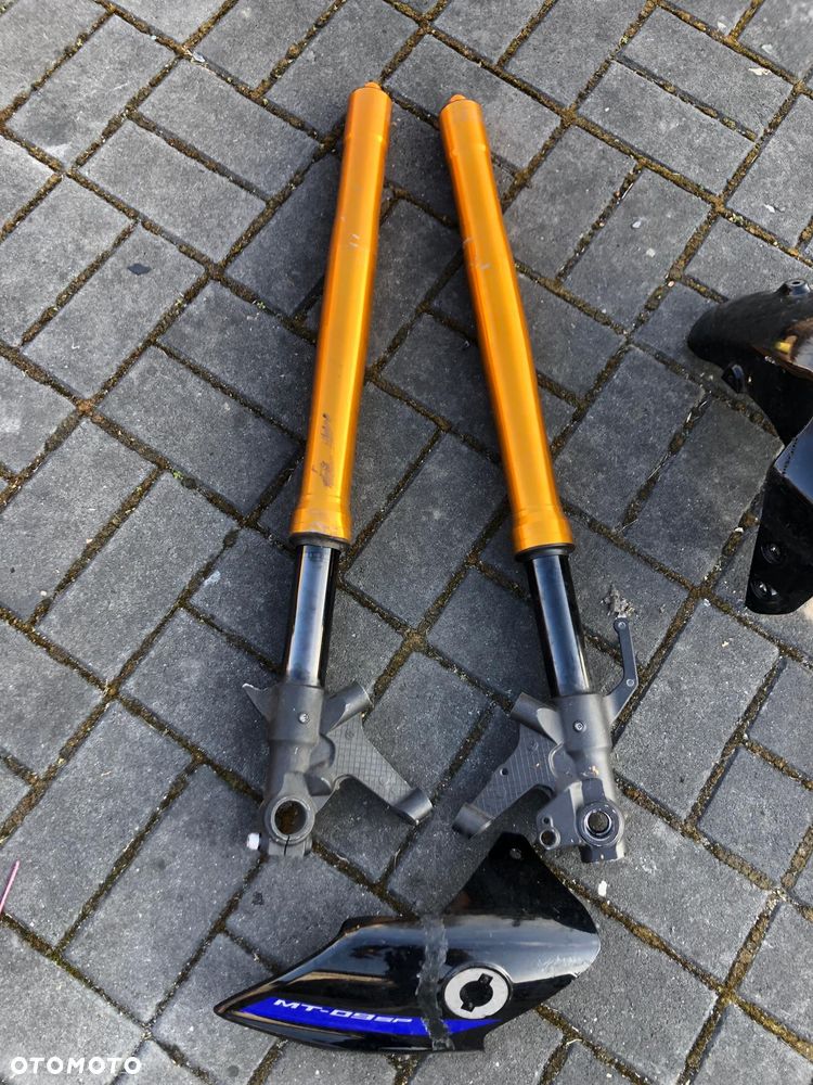 Yamaha MT 09 SP laga błotnik bok osłona - 3