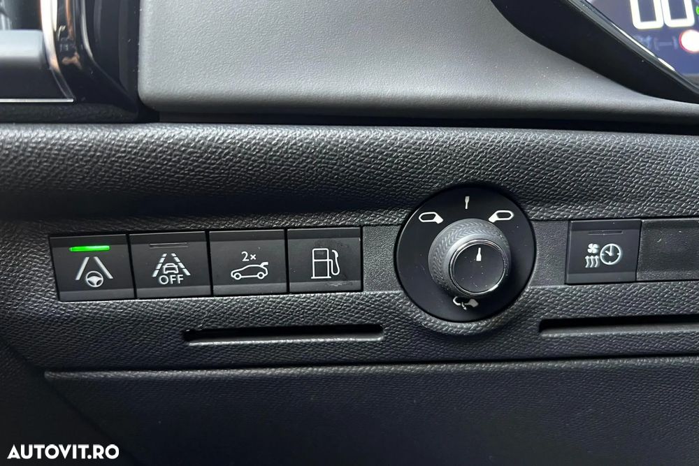 DS Automobiles DS 9 1.6 PHeV EAT8 PERFORMANCE Line + - 21