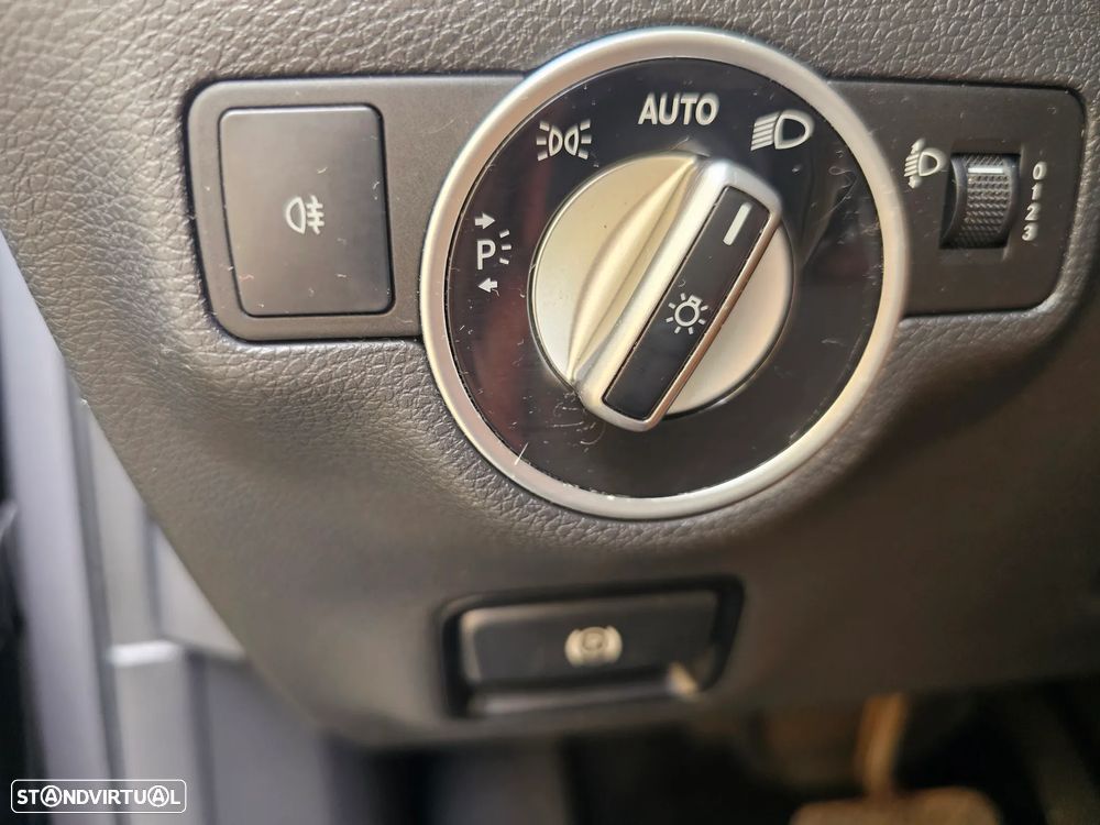 Mercedes-Benz A 180 CDI 7G-DCT 2Style - 34