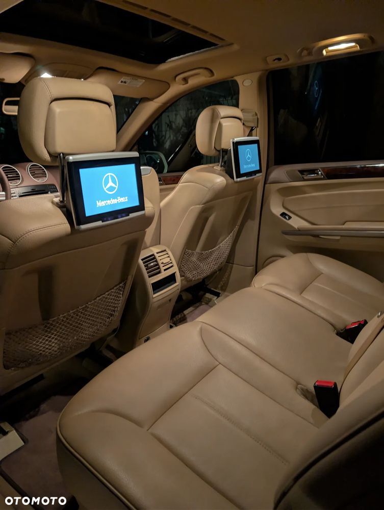 Mercedes-Benz GL 350 BlueTEC 4Matic 7G-TRONIC - 17