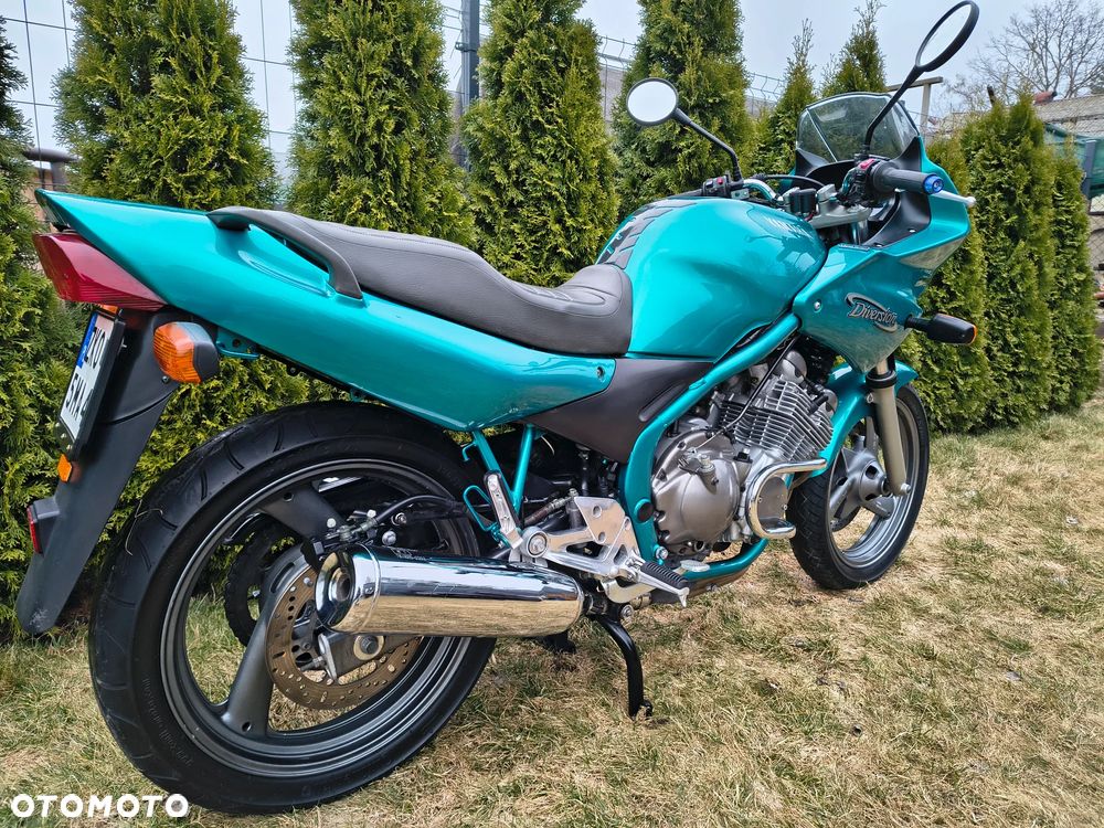 Yamaha XJ - 5