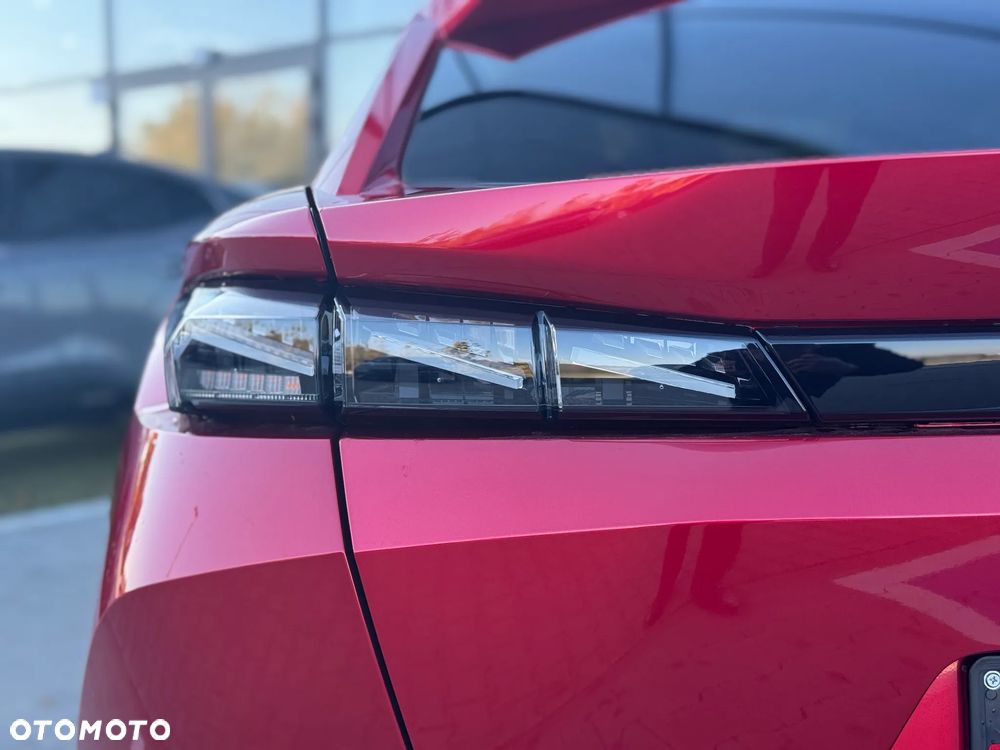 Peugeot 408 1.2 PureTech mHEV GT S&S e-DSC6 - 18