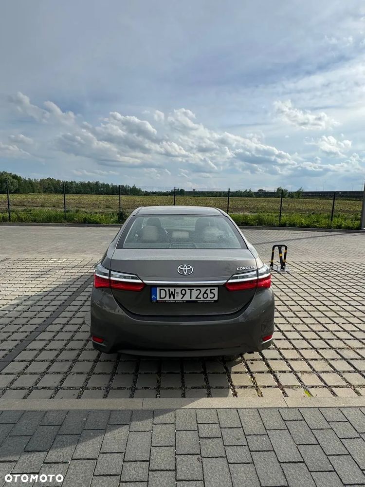 Toyota Corolla 1.6 Comfort - 4