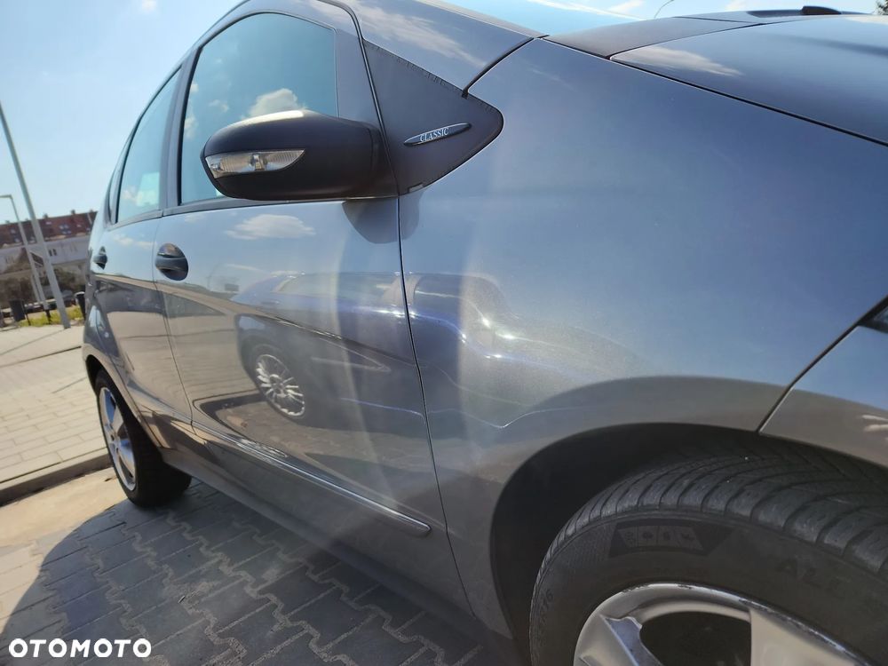 Mercedes-Benz Klasa A 150 Classic Polar Star - 12