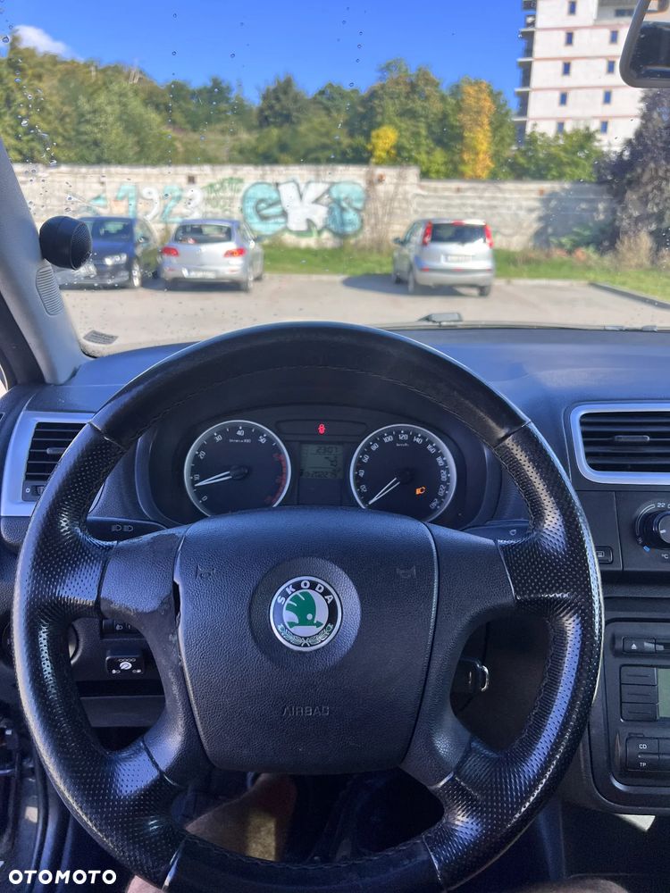 Skoda Roomster - 3