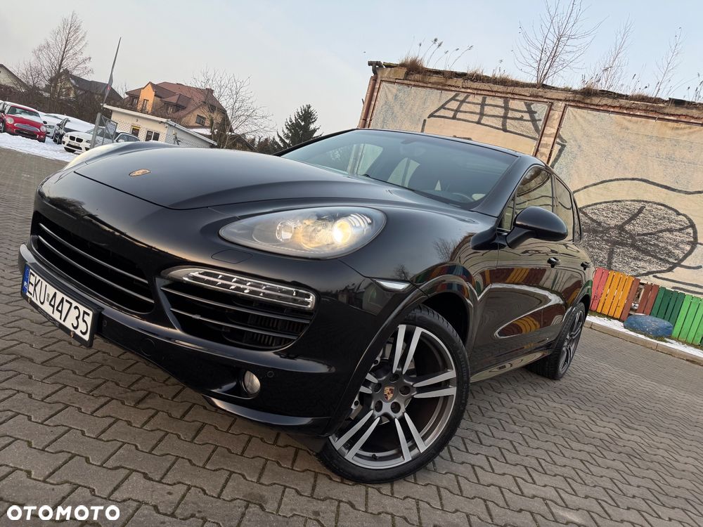 Porsche Cayenne Platinum Edition - 2