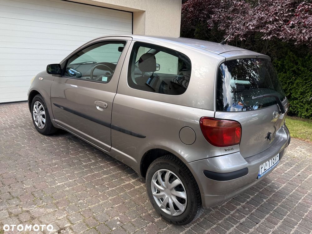 Toyota Yaris - 6