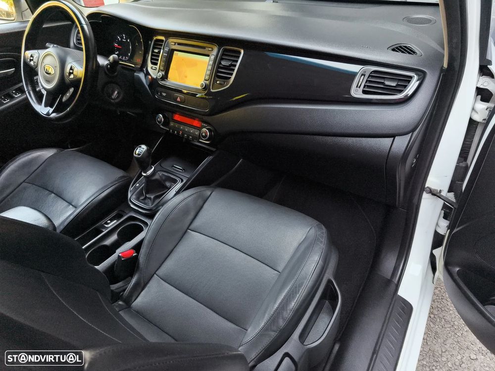 Kia Carens 1.7 CRDi ISG EX - 17