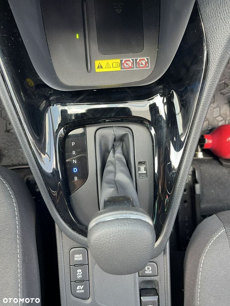 Toyota Yaris - 8