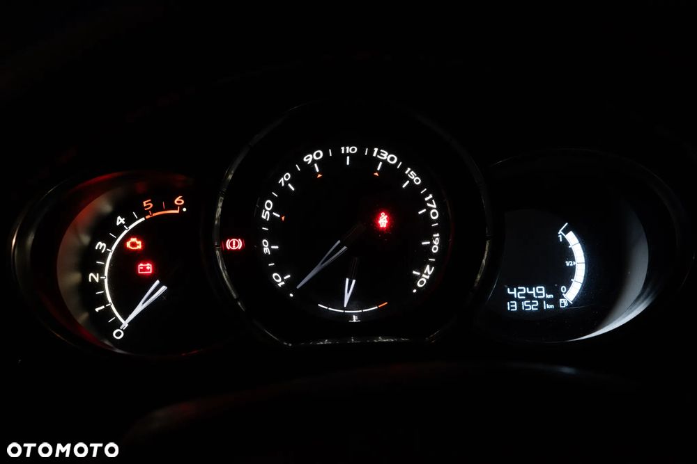 Citroën DS3 1.6 e-HDi SoChic - 14