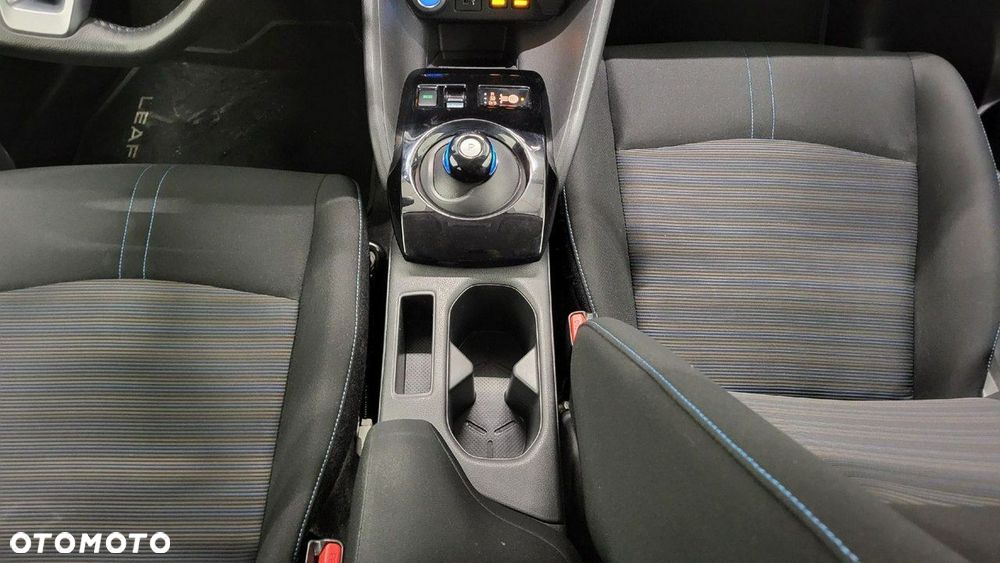 Nissan Leaf 40kWh N-Connecta - 18