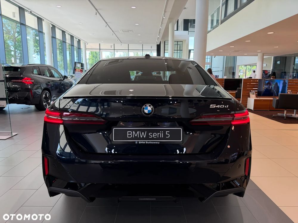 BMW Seria 5 540d xDrive mHEV M Sport - 5