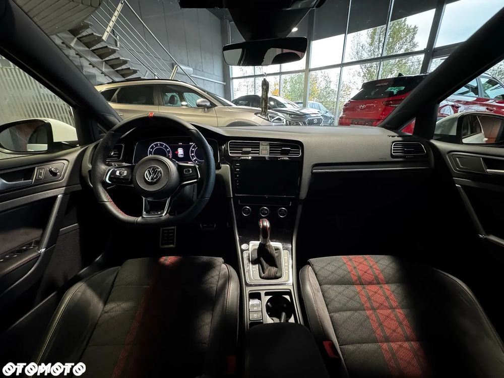 Volkswagen Golf GTI TCR 2.0 TSI OPF DSG - 7