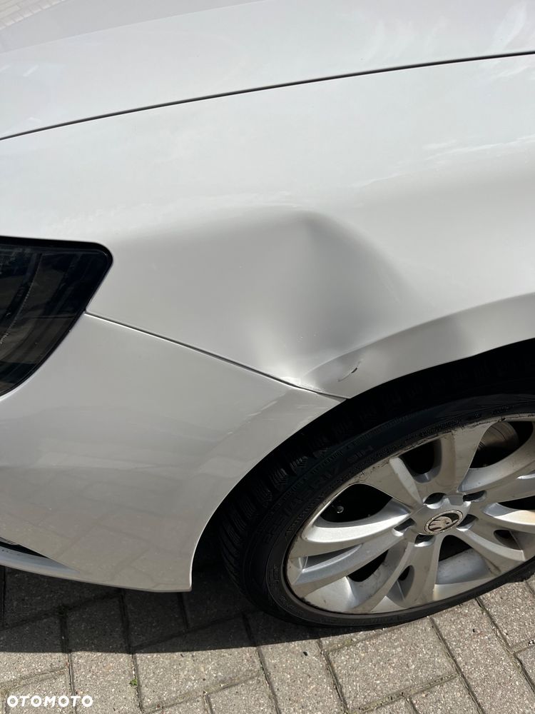 Skoda Superb 2.0 TDI Elegance DSG - 12
