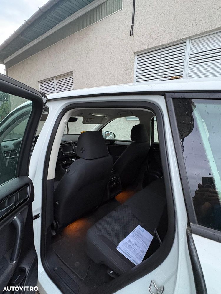 Volkswagen Touareg 2016 photo 4