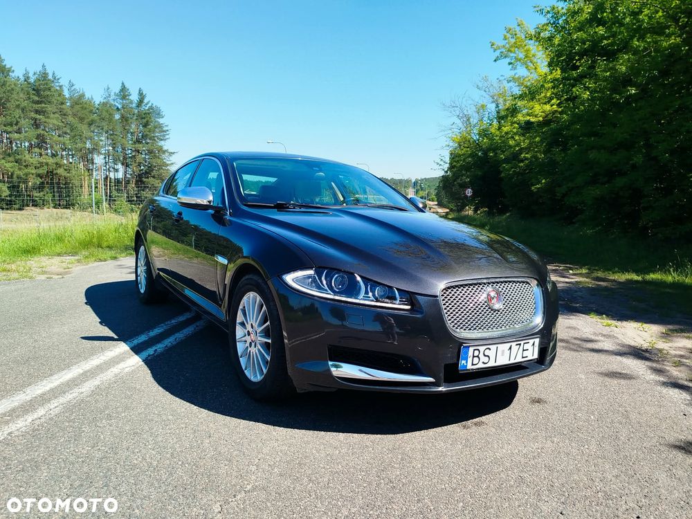 Jaguar XF 2.2 D Classic - 20
