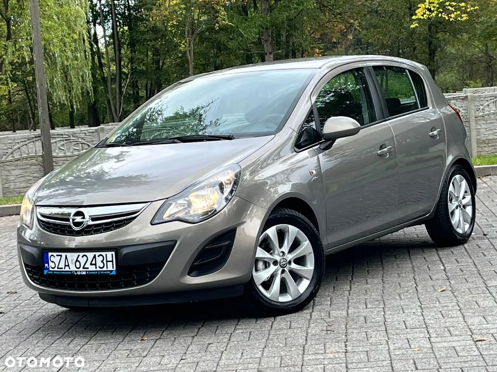 Opel Corsa 1.2 16V Edition / Active - 1