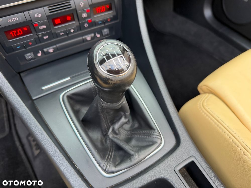 Audi A4 Cabrio 3.0 TDI DPF Quattro - 14